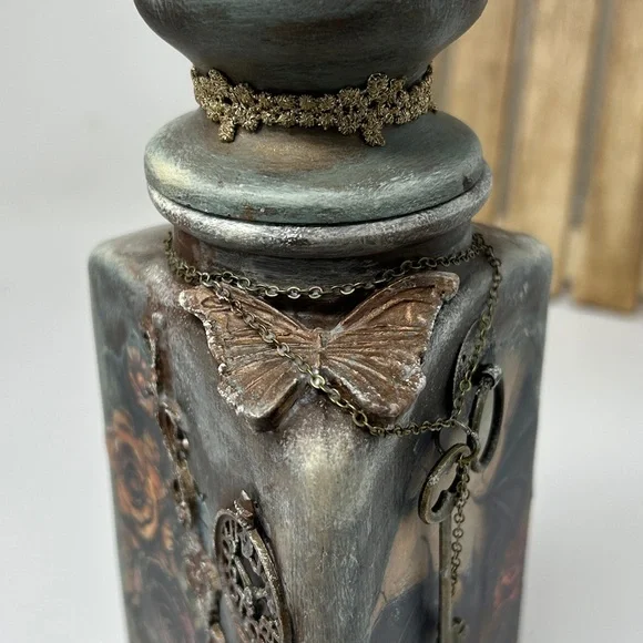 Hand Crafted One of a Kind Gothic Decorative Bottle with Roses and Skull - Picture 10 of 15